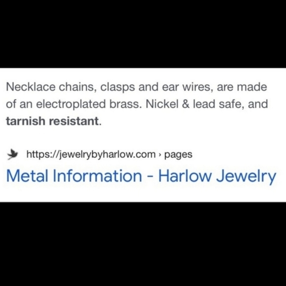 House of Harlow 1960 Gold Heart Safety Pin Earrings. - Picture 7 of 7